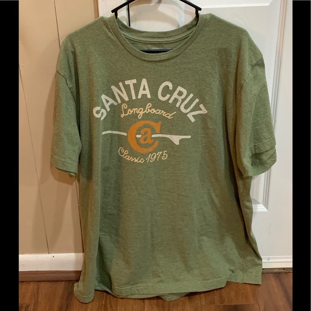 Santa Cruz shirt - never worn